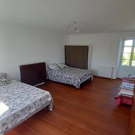 בית נופש La Fleuriere